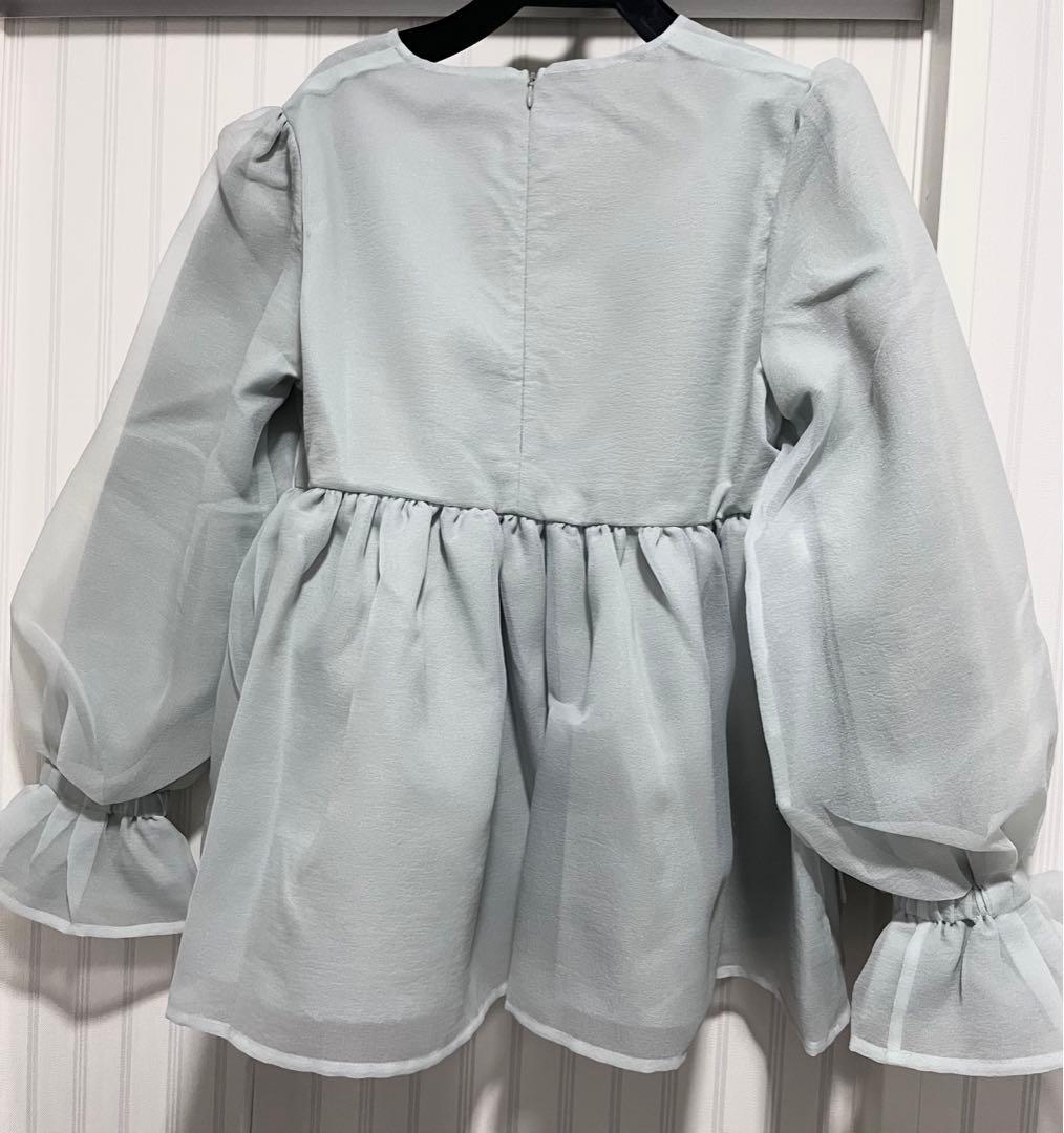 ⭐︎新品⭐︎Fitmoreクリンクルオーガンジーボリュームスリーブトップスブルー