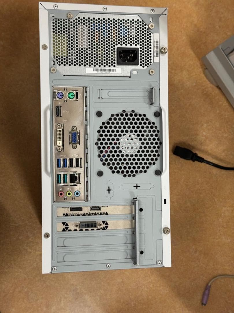 Core i7-10700F 32GBメモリ 1TB SSD 2TB HDD