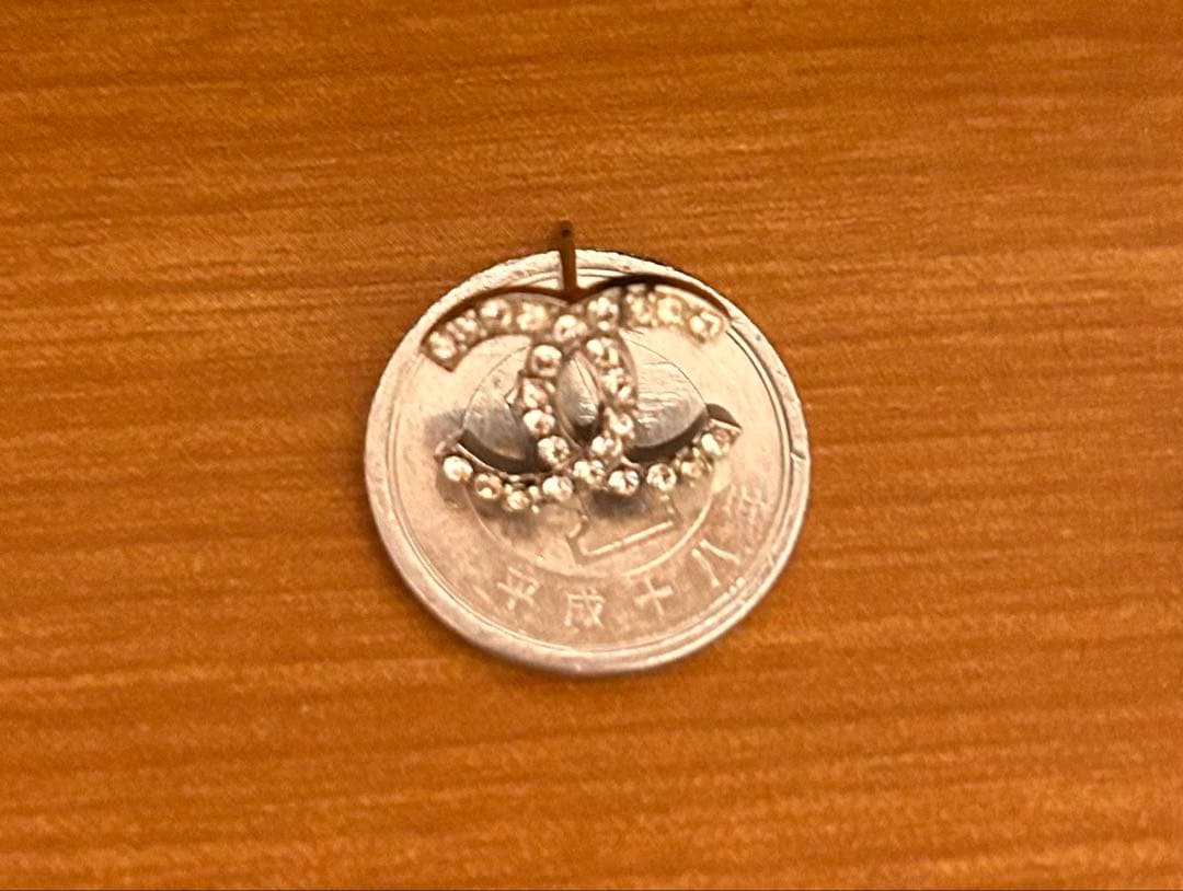 シャネル CHANEL ココマーク ピアス片方 片耳 正規品 美品ラインストーン