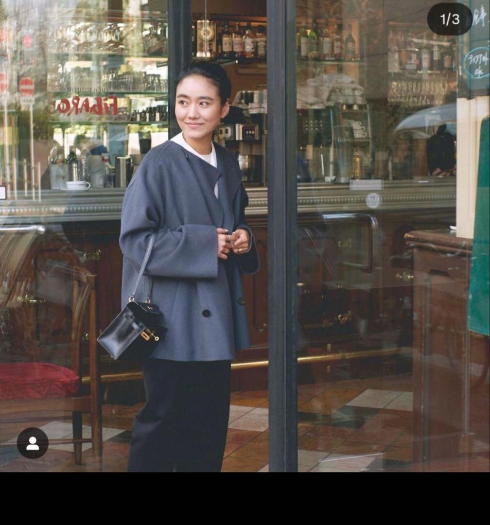 美品ギャルリーヴィー　ウールダブルフェイス カラーレス　トレンチショートコート