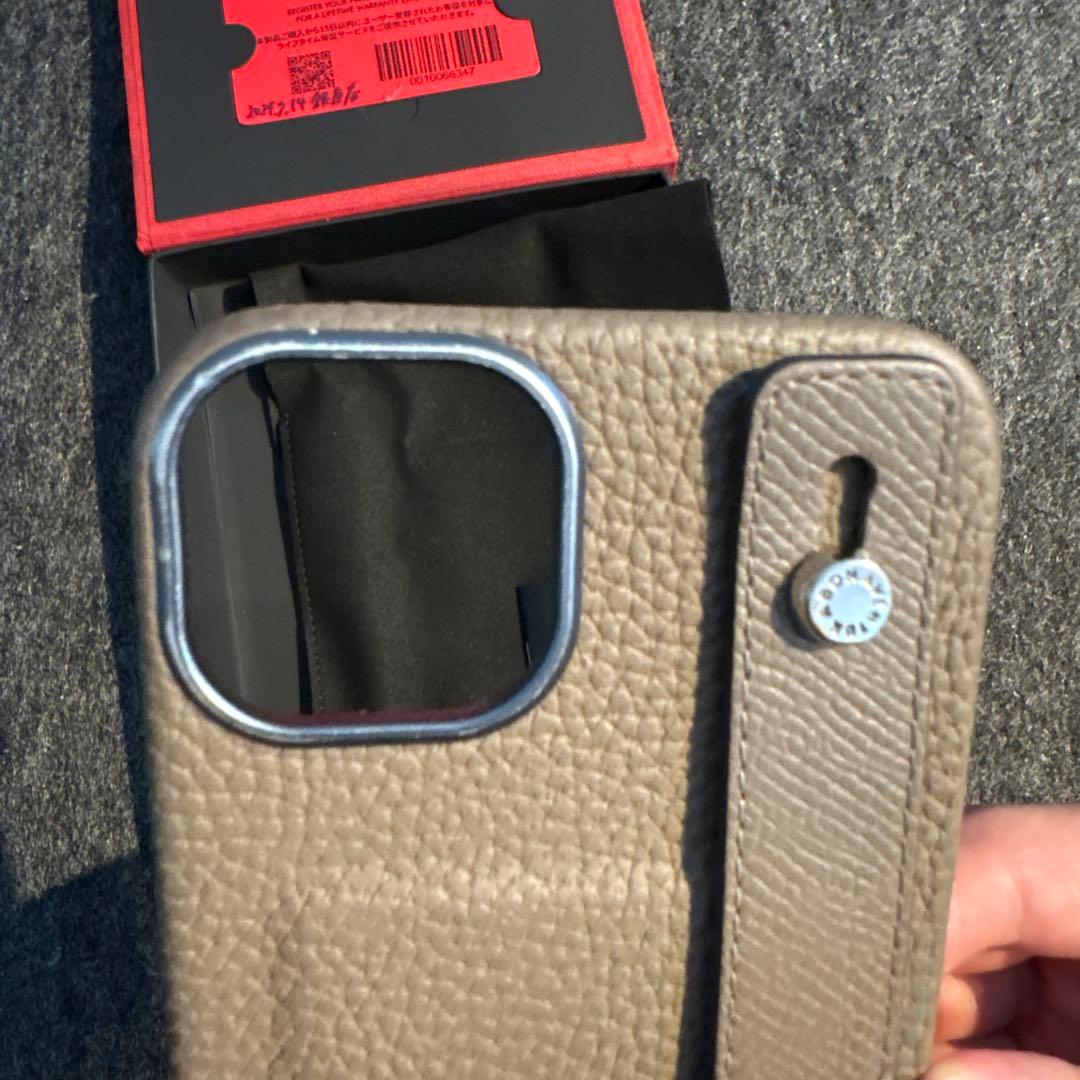 BONAVENTURA ベージュ レザー iPhone15plusケース