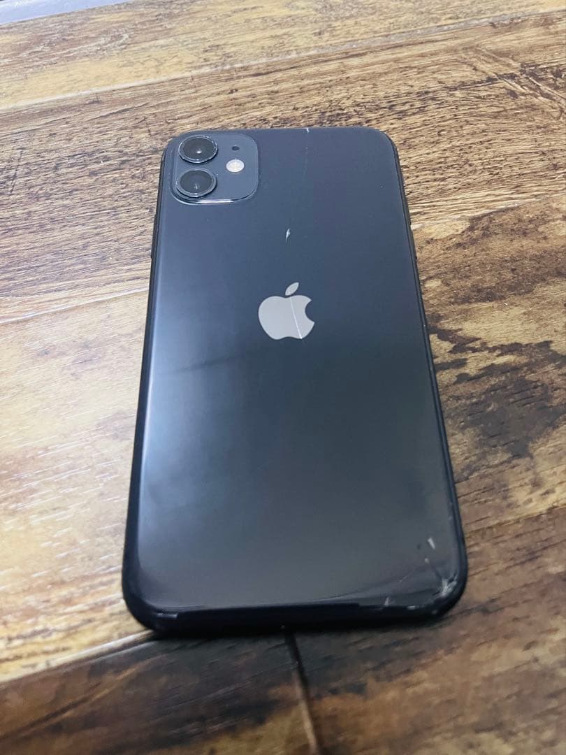 iPhone11 本体　128GB