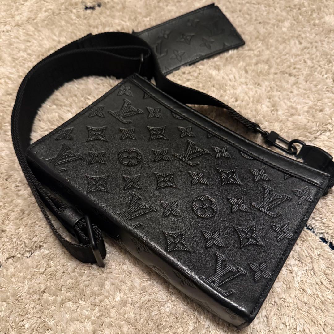 Louis Vuitton ガストン ウェアラブル