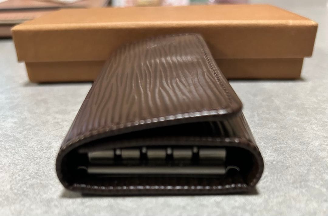 Louis Vuitton ブラウンキーケース