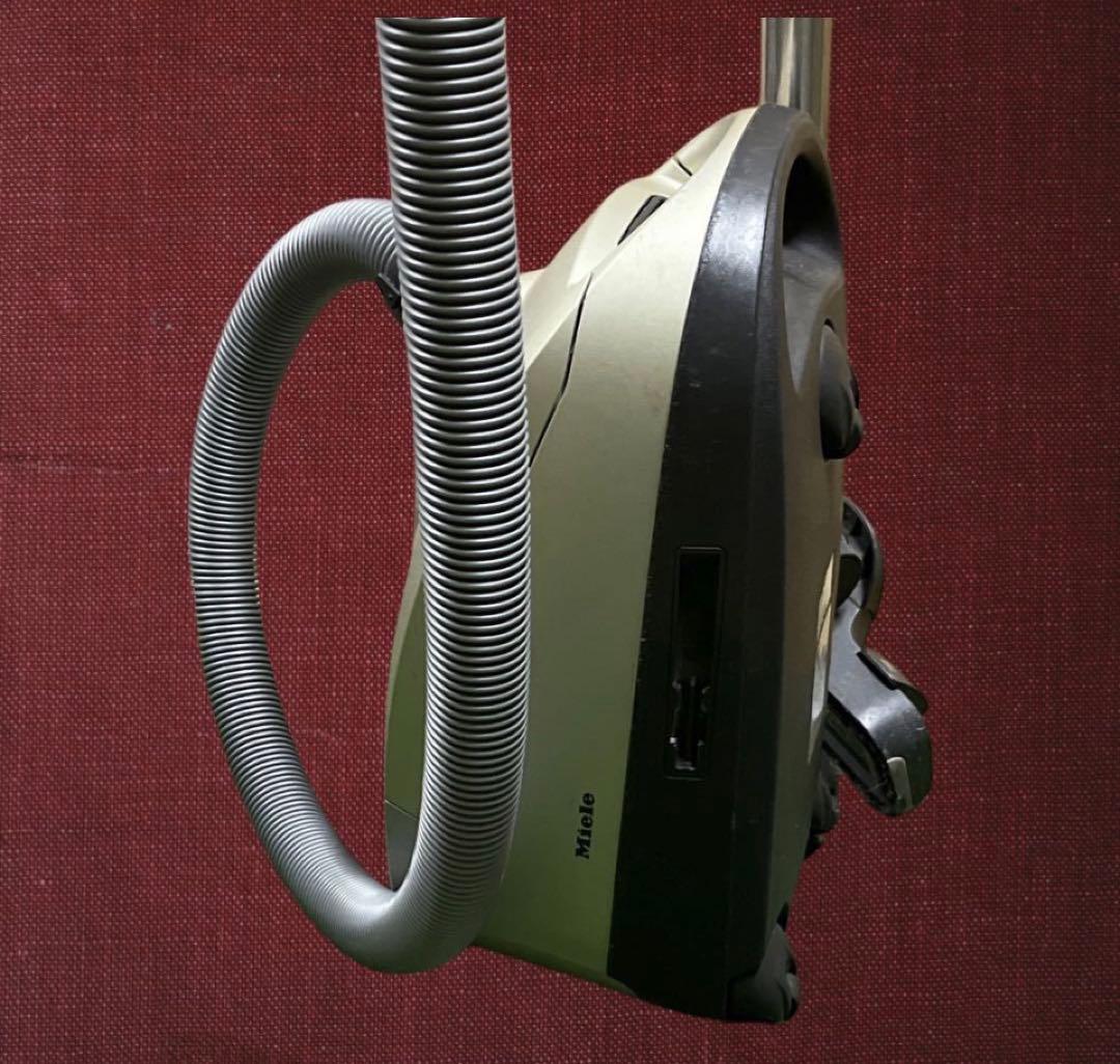 Miele S6260 キャニスター掃除機 本体
