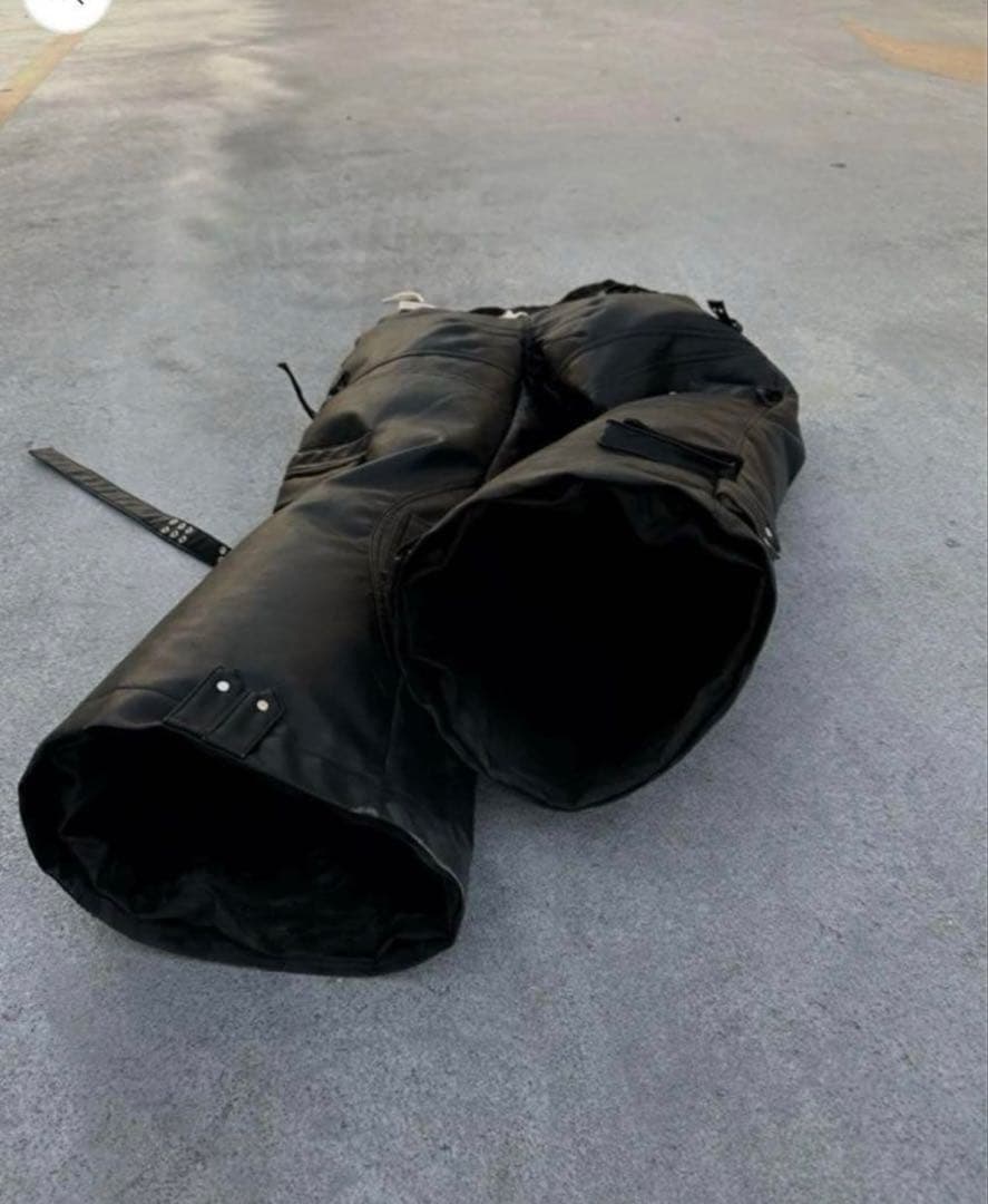 パンツ cozyworldwide LEATHER CARGO PANTS