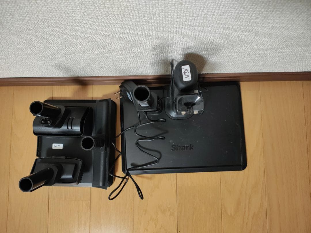 シャーク★コードレスクリーナー★CS601JBL★バッテリー新品と同等