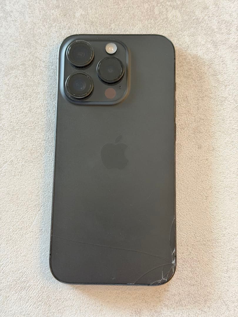 iPhone 15 Pro 256GB ブラック SIMフリー