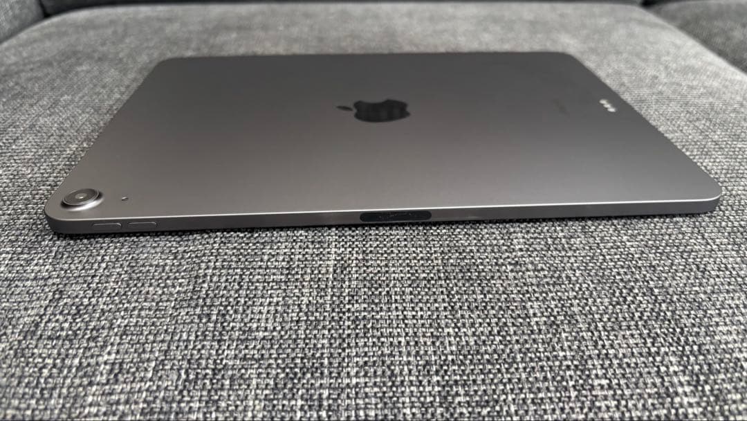 iPad Air第5世代　64GB Wi-Fiモデル　中古