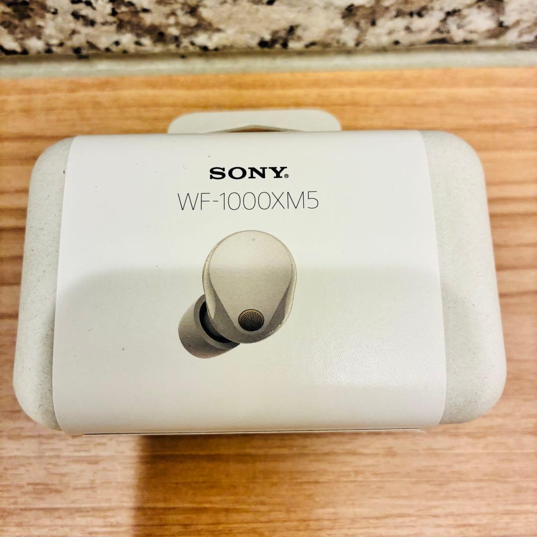 【新品・未開封品】ソニー ワイヤレスイヤホン WF-1000XM5　シルバー