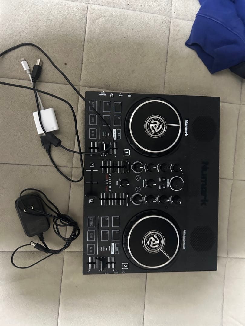 Numark DJコントローラー 本体　線付き