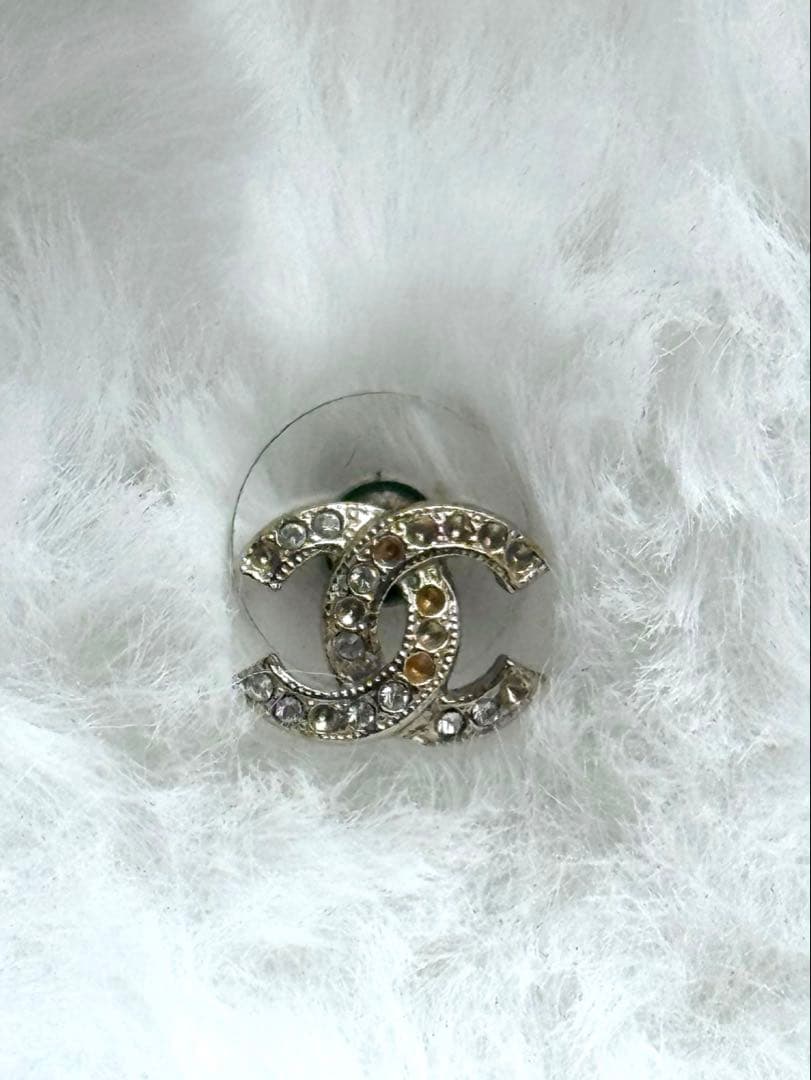 値下げ　Chanel CCロゴピアス(片耳用)