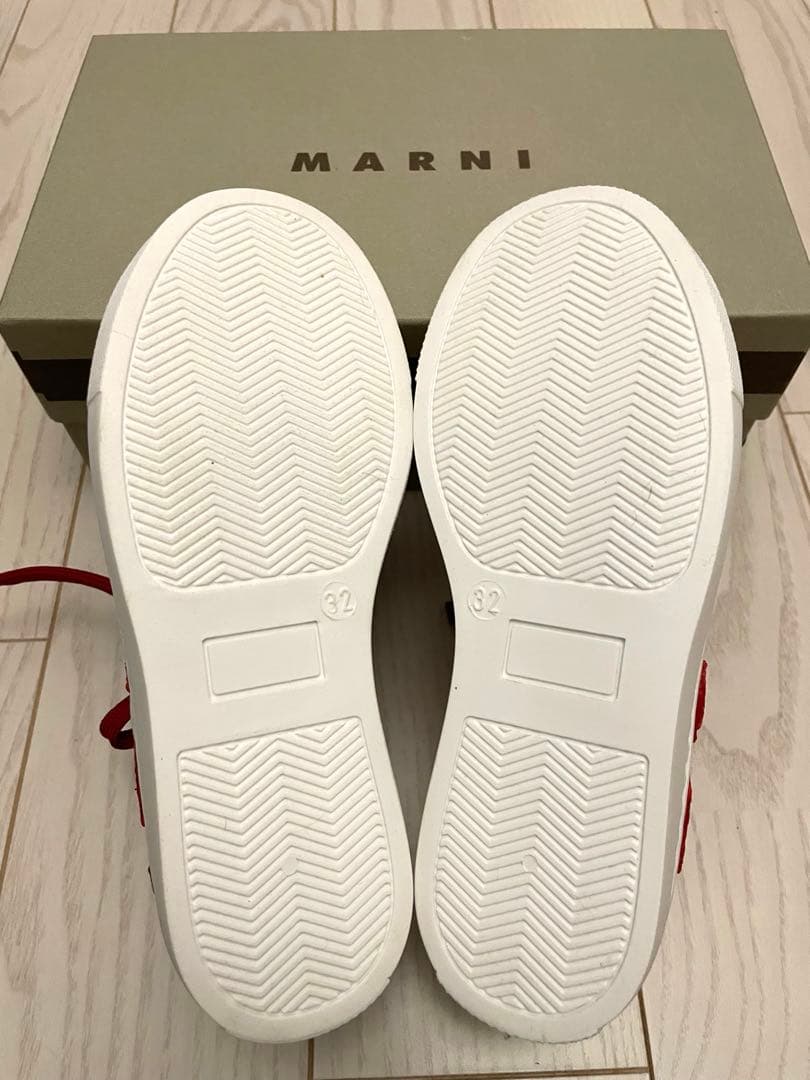 新品未使用　MARNI ホワイト/レッド スニーカー　32 20センチ