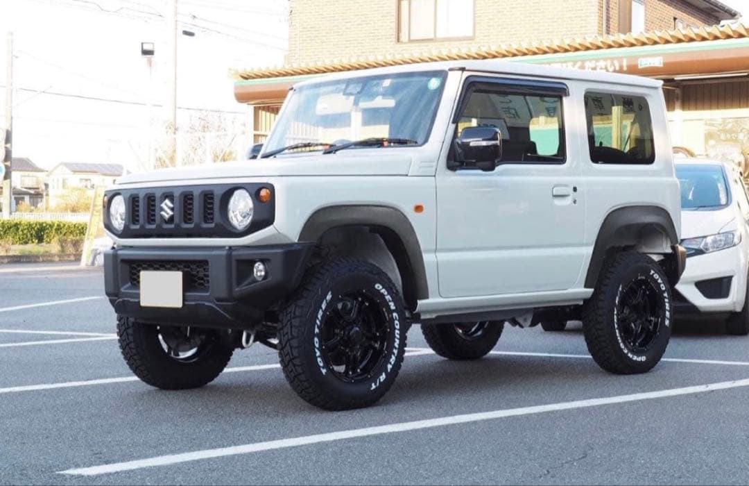 新品未使用JB64ジムニー　オーバーフェンダー