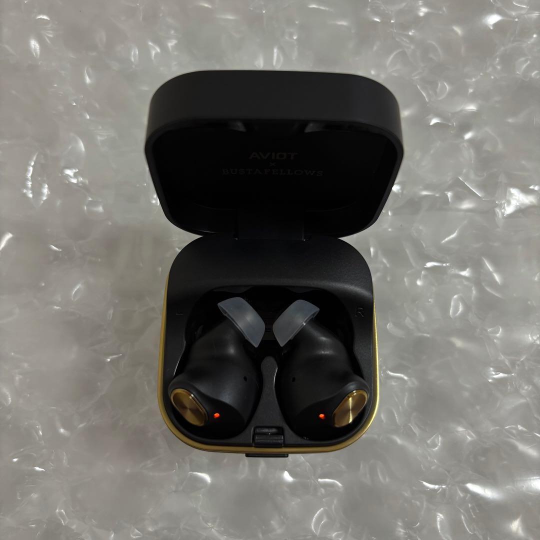 AVIOT バスタフェ コラボイヤホン