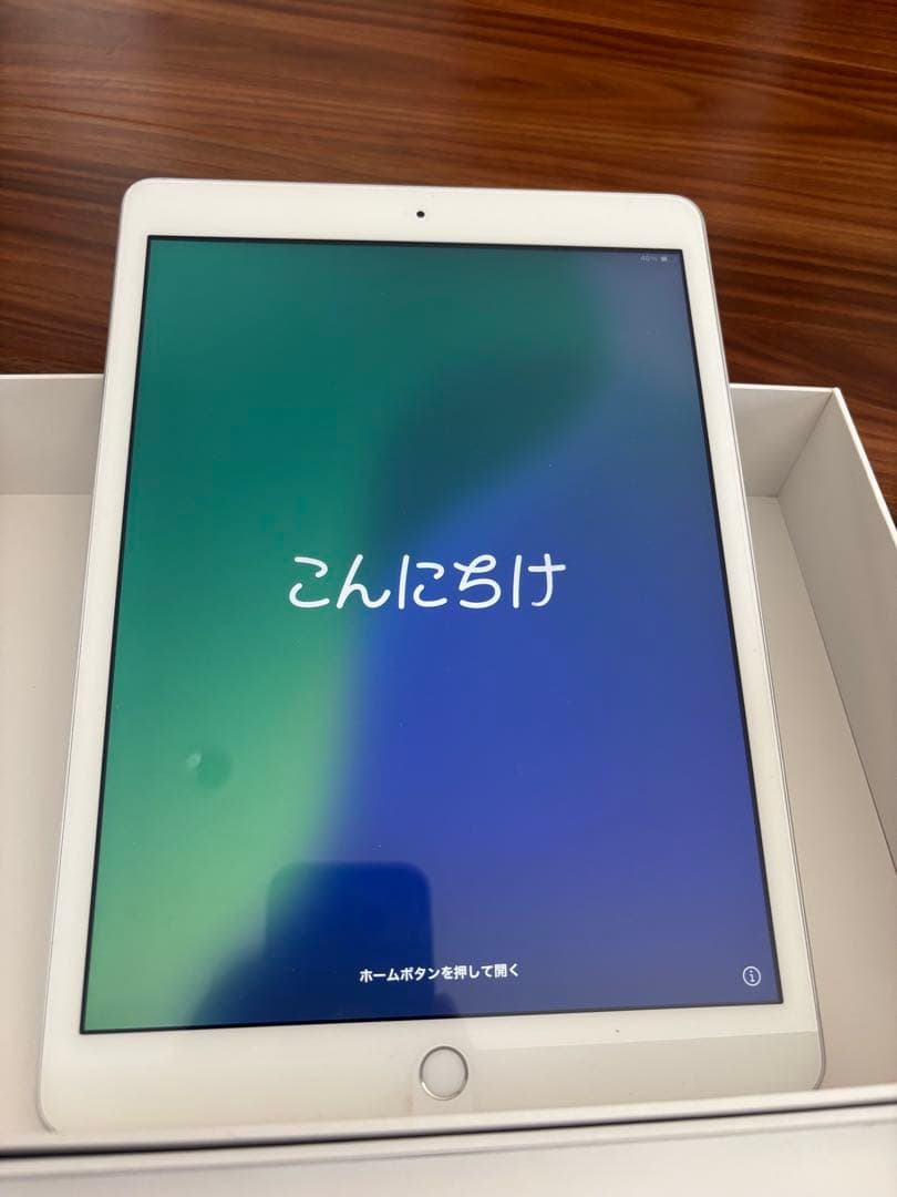 R*i様 iPad 第7世代 10.2 インチ32GB WiFi シルバー箱入り