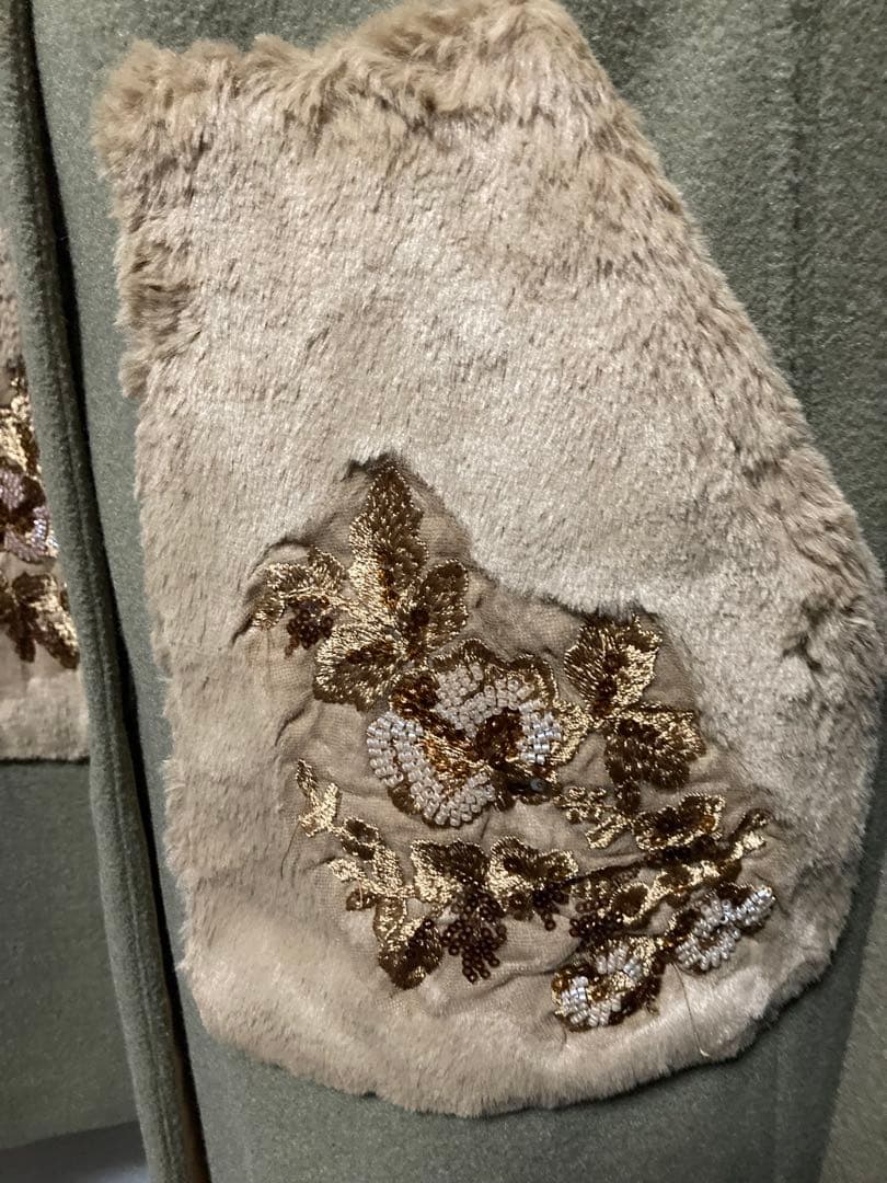 最終お値下げ【美品】スーパービューティ ポンチョコート　サイズ44