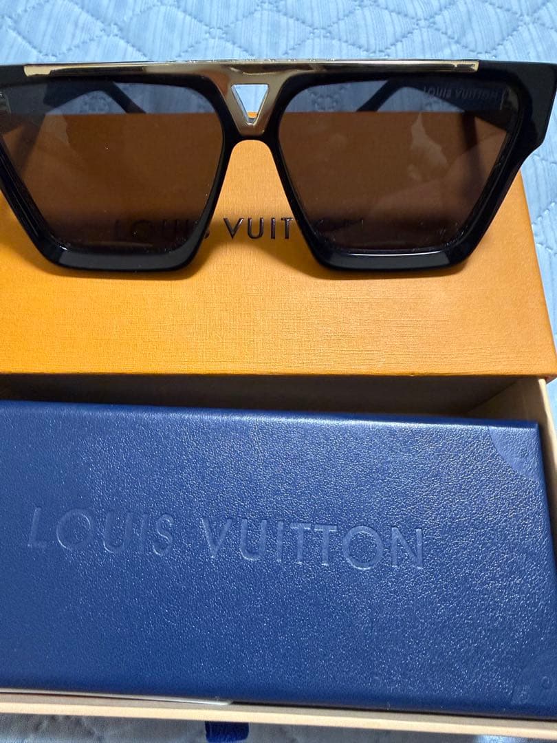 ルイヴィトン　サングラス　エビデンス　早い者勝ち