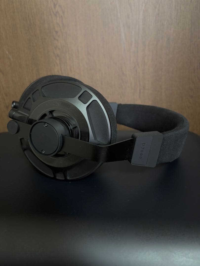 final D7000 ヘッドホン