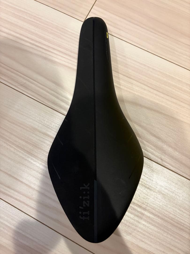 fi’zi:k ARIONE 00 アリオネ00 カーボンレール 超軽量 サドル