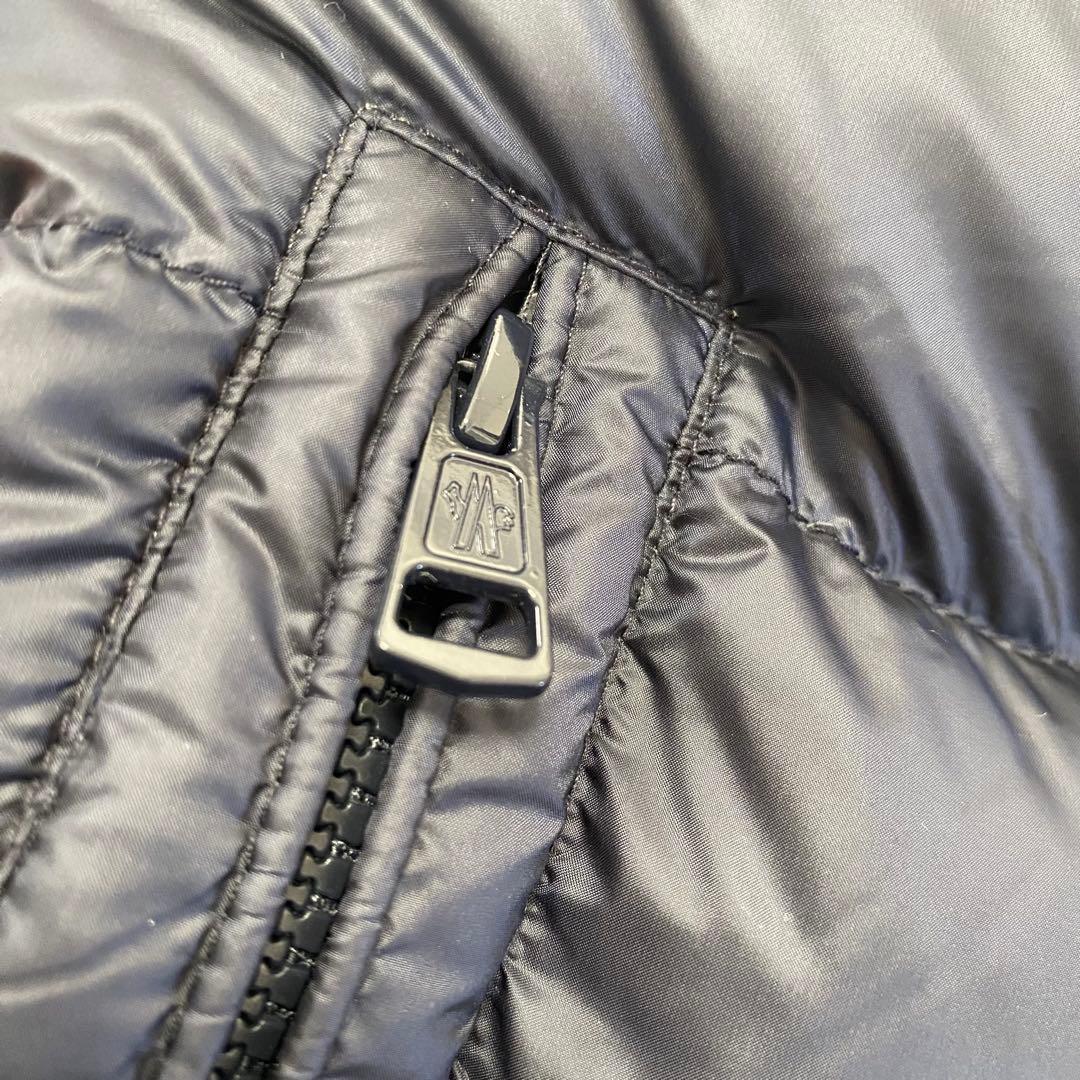 【極美品サイズ3】 MONCLER モンクレール ダウンベスト モントルイユ