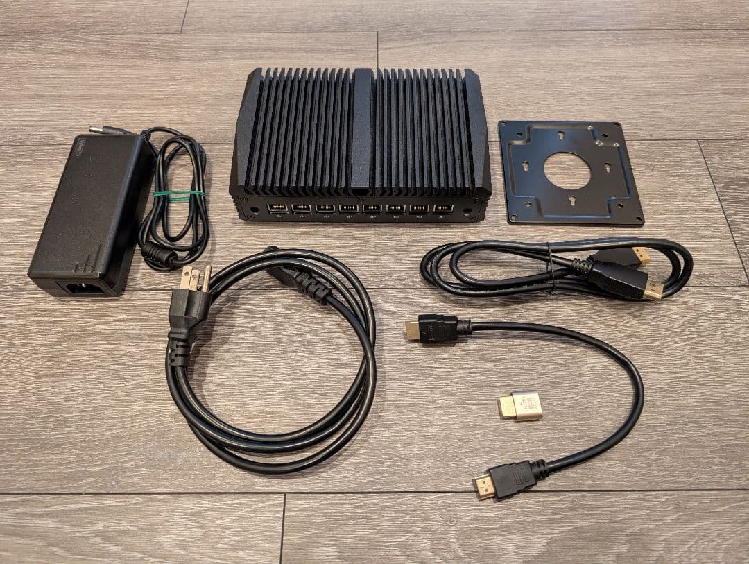 QOTOM ミニPC NUC 10世代Intel i7 32GB ストレージなし