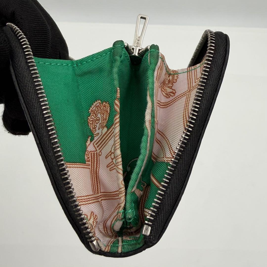 美品✨エルメス アザップ シルクイン コンパクト ブラック U刻印 財布 822