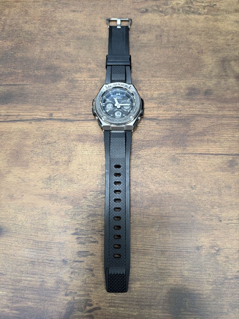 G-SHOCK GST-W310 腕時計