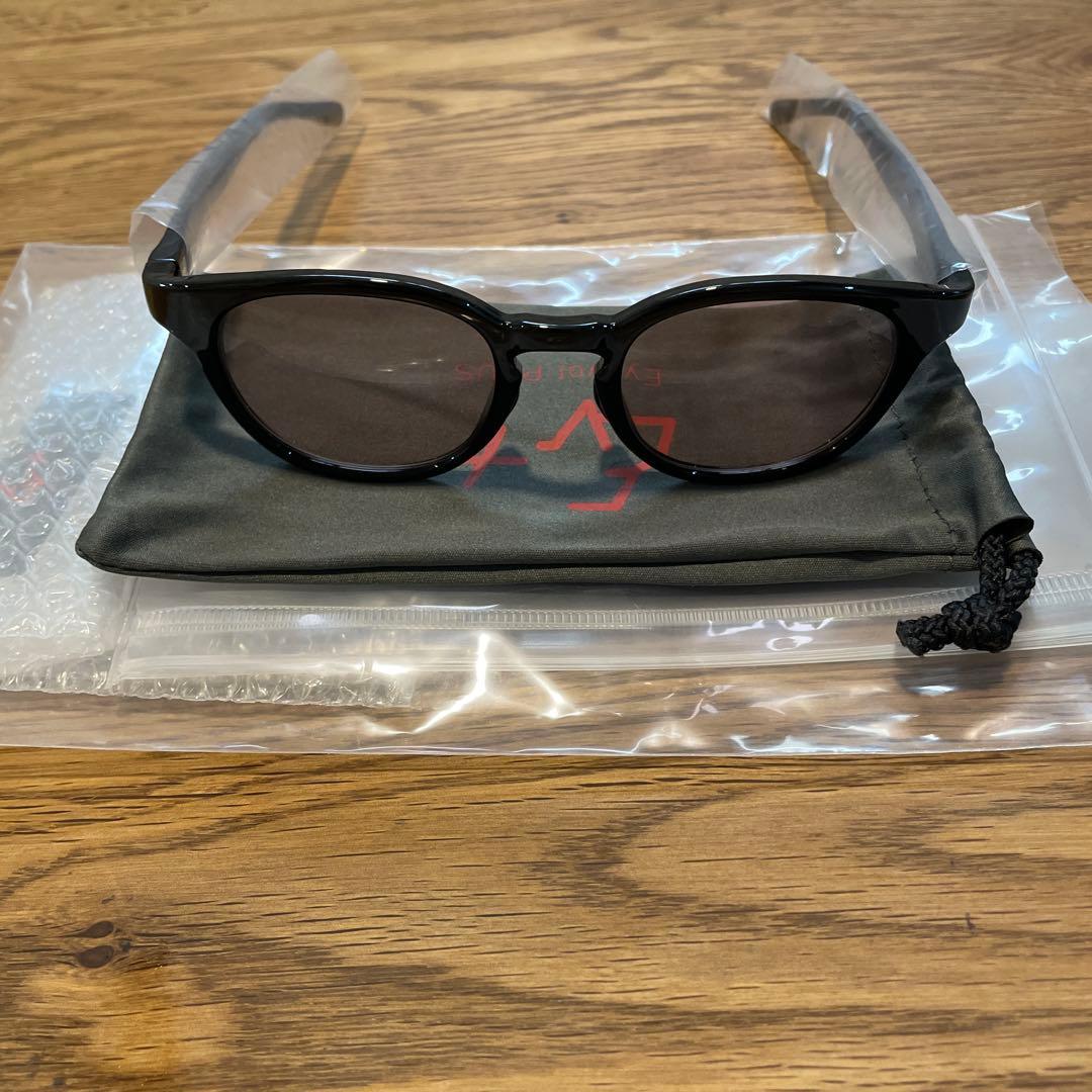 EyevolPLUS FERIX(51)ブラックフレームブラウンレンズ