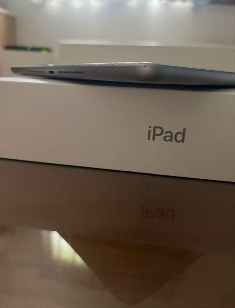 お子様のお絵描き用に　iPad (6th Generation) 128GB