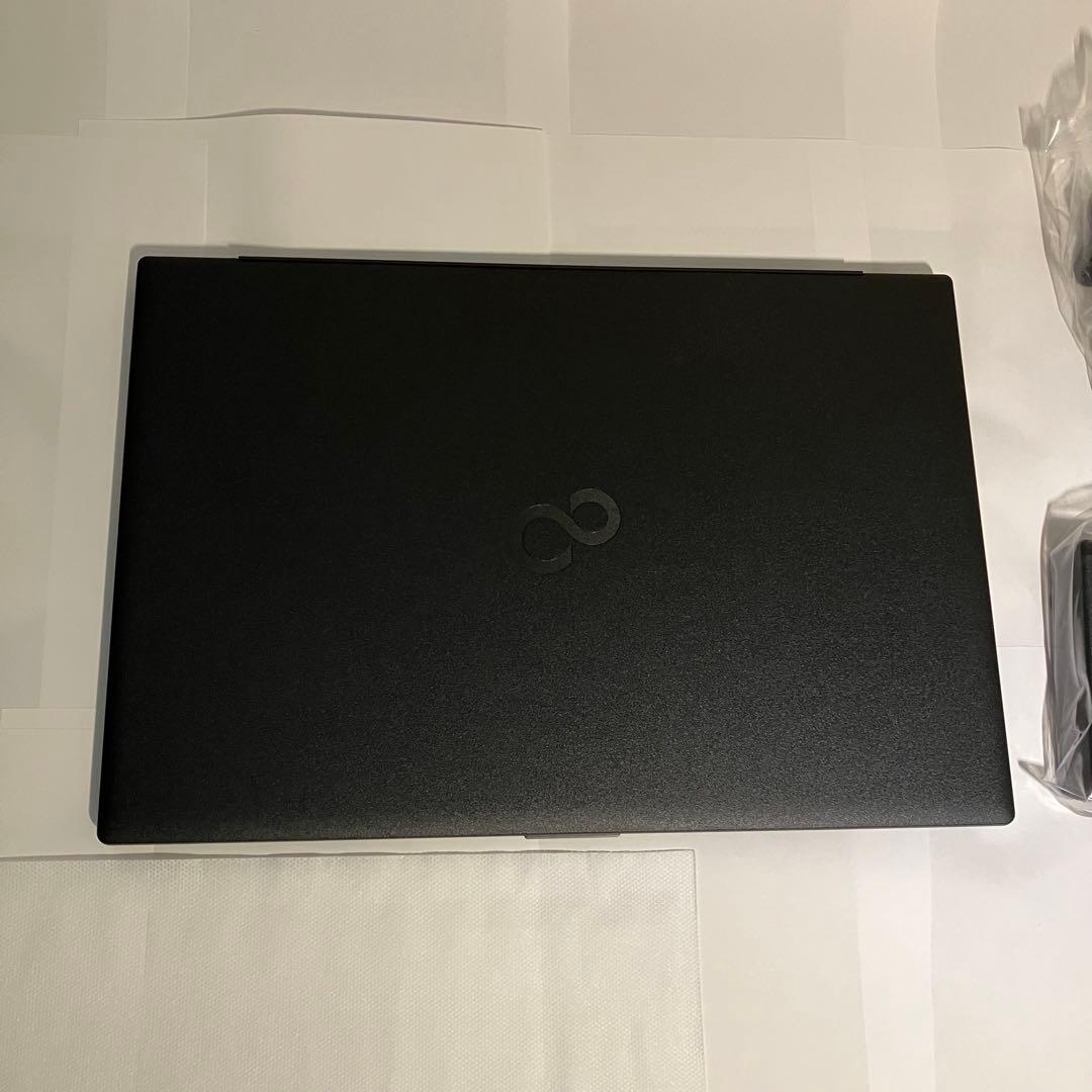 【新品・未使用】富士通 ノートPC FMV Lite WA1/J2 ・15.6型