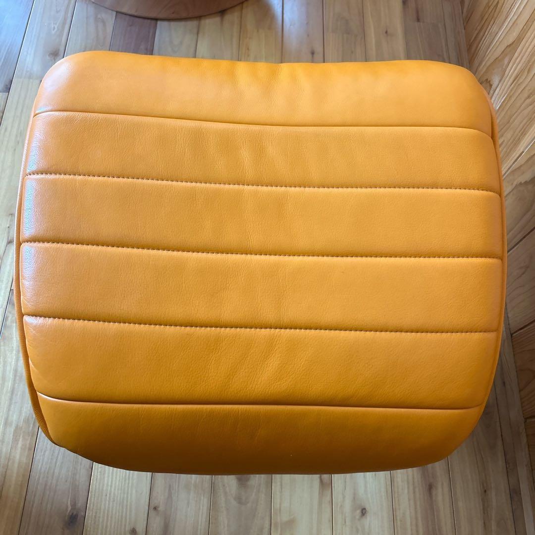 【美品】カリモク 1人ソファー 用　ザファースト　オットマン オレンジ 牛革
