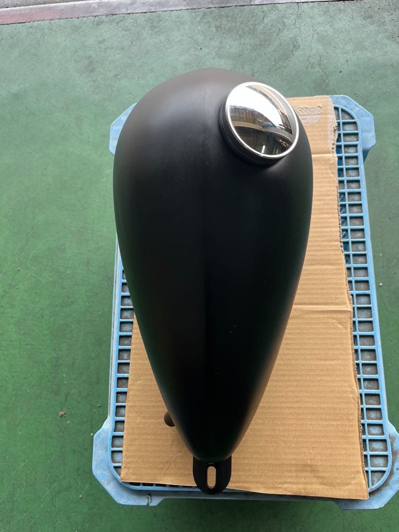 汎用タンク　ハーレー　エッグタンク　ナロー　ロートンネル　チョッパー