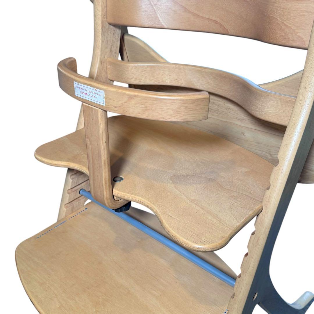 大和屋 すくすくチェア プラス　テーブル・ガード付き 座面・ステップ切り替え可