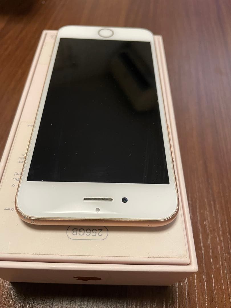 Apple iPhone8 ピンクゴールド 256GB UQモバSIMロック有り