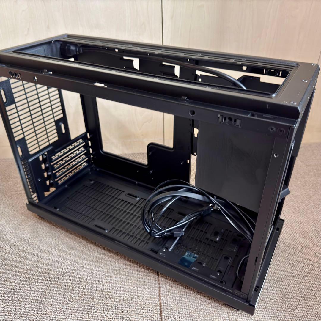 Lian Li A3-mATX-WD ブラック