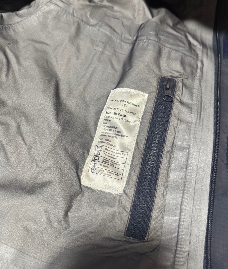 実物イギリス軍  NAVY WET WEATHER GORE-TEX