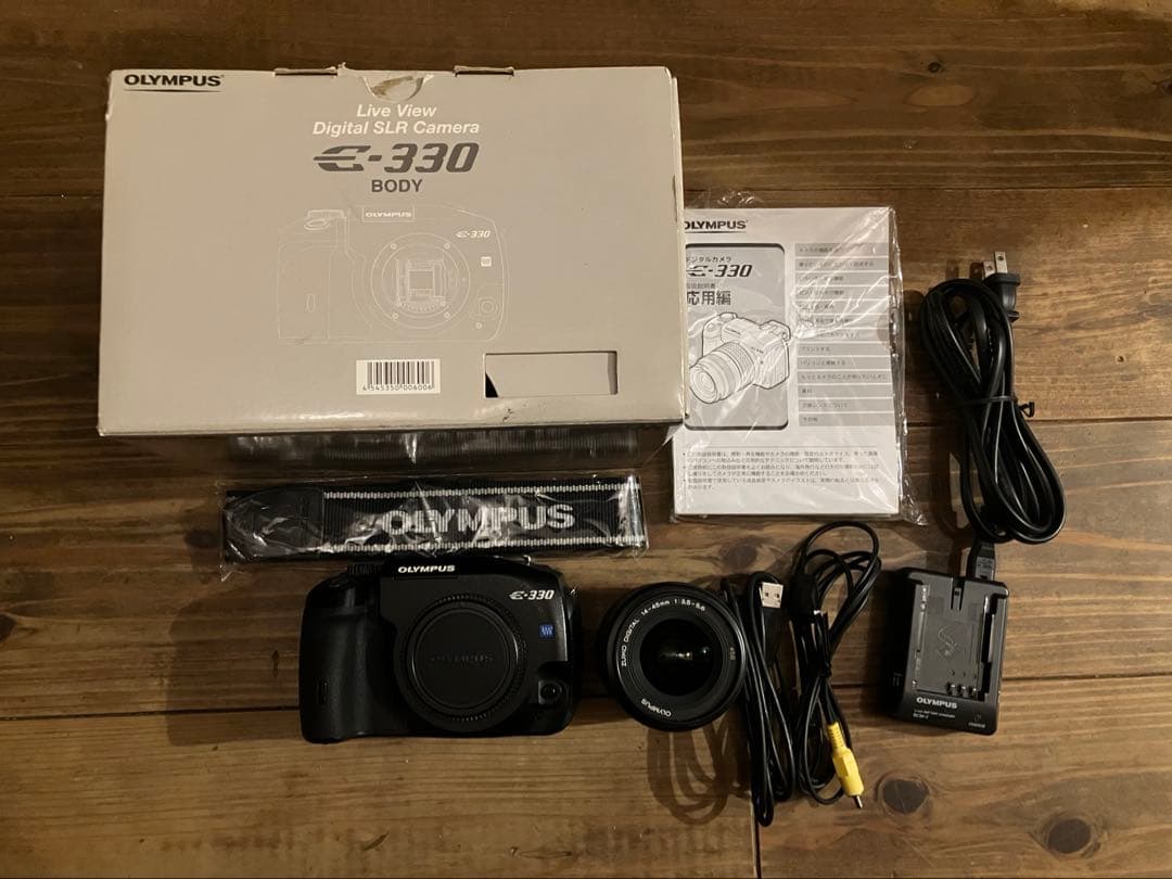 OLYMPUS E-330 デジタル一眼レフカメラ　 シャッター回数5250回