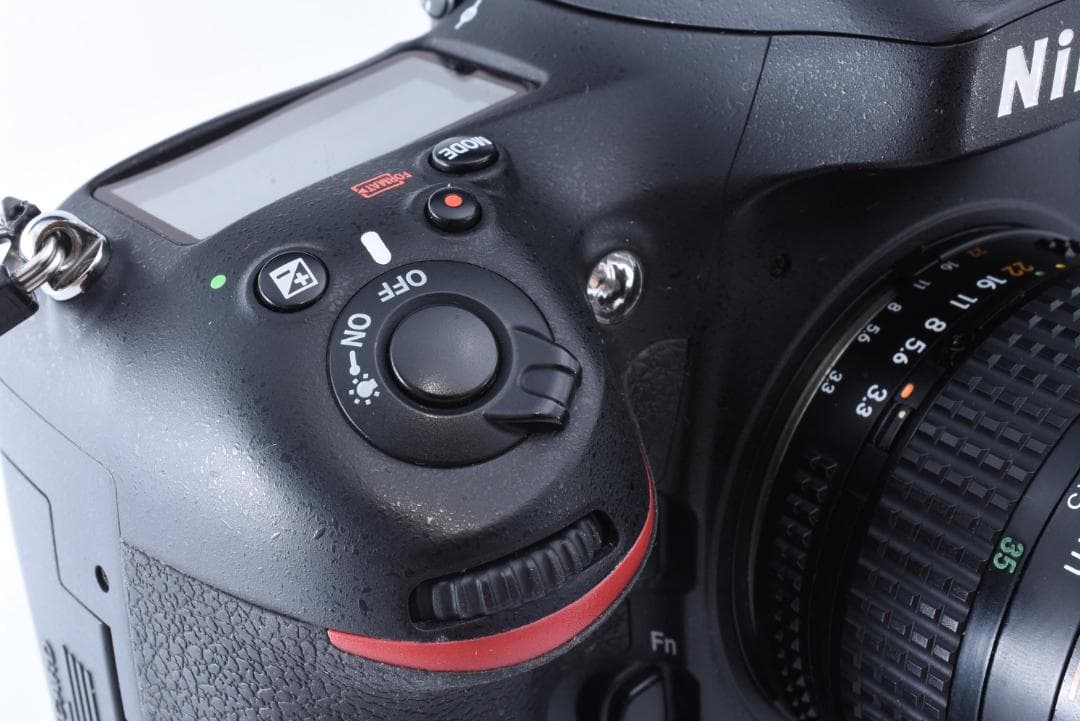 Nikon D800 ボディ + MB-D12 グリップ セット おまけレンズ付