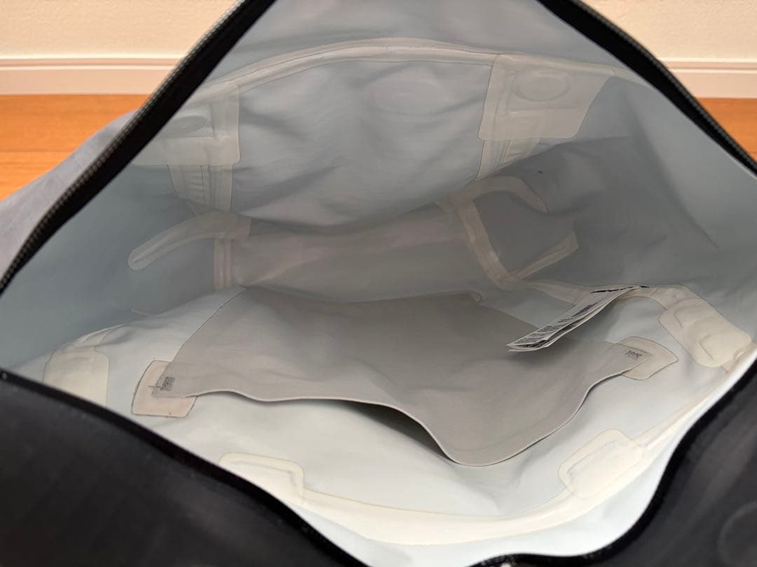 ARC’TERYX グランヴィル ショルダーバッグ