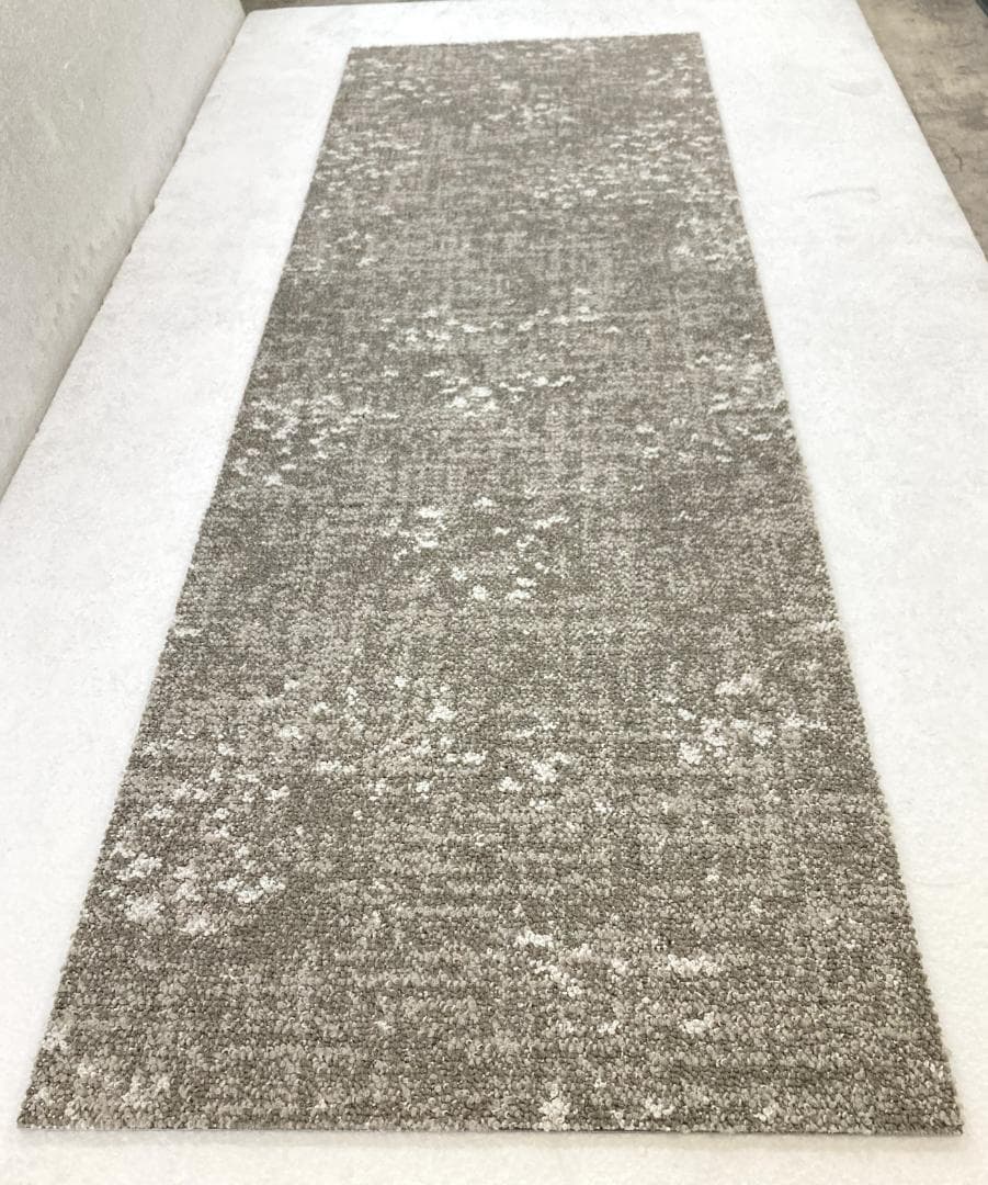 モグモグAP　タイルカーペット　３６枚 新品・未使用　国内メーカー