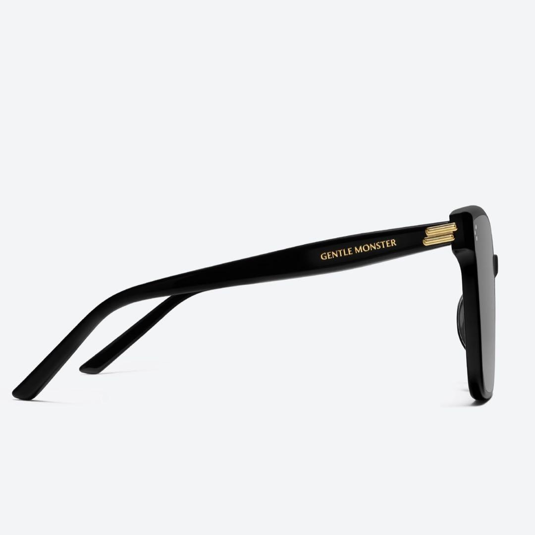 GENTLE MONSTER New Her 01 ブラックサングラス