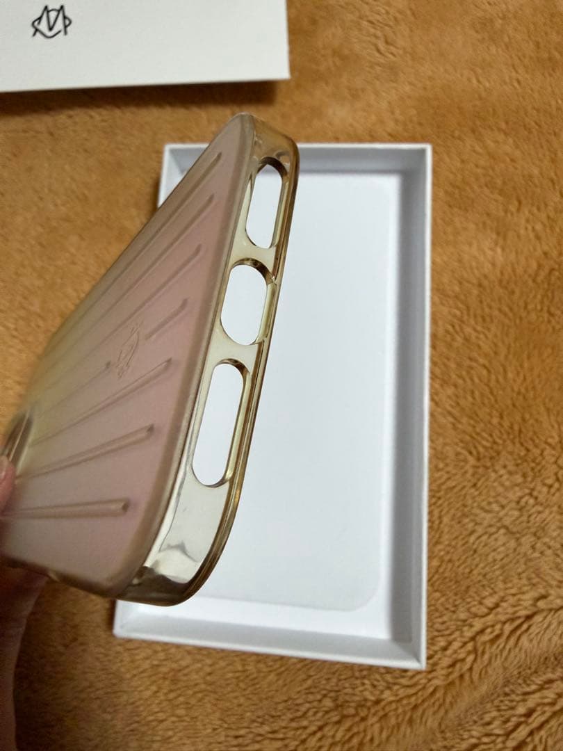 RIMOWA iPhone 16 Pro Max ケース