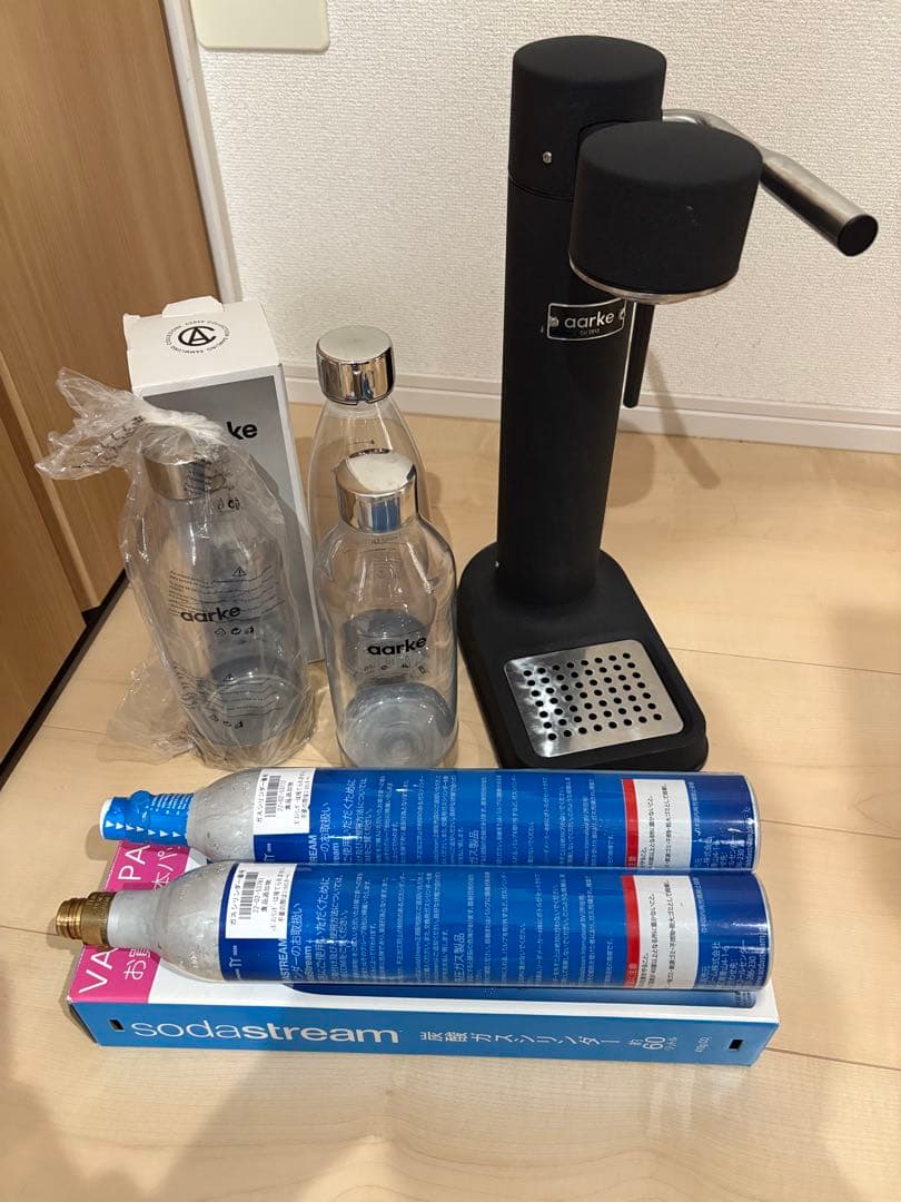 Aarke 炭酸水メーカー マットブラック　カーボネーター　AA01