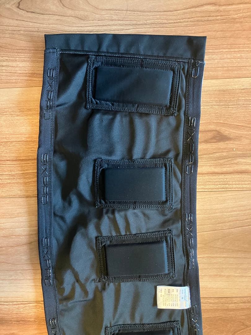 【みー】Mサイズ シックスパッド コアベルト SIXPAD 正規品