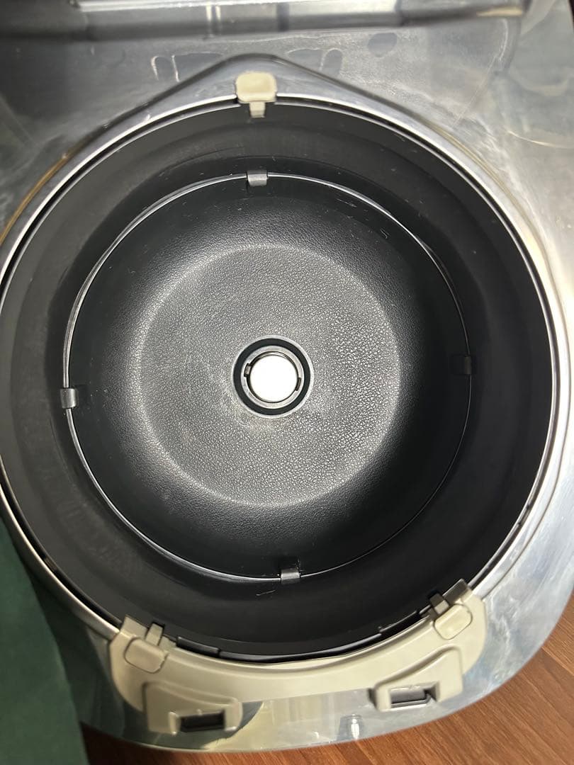 【美品】パナソニック 炊飯器 一升 ブラック SR-MPW18E2