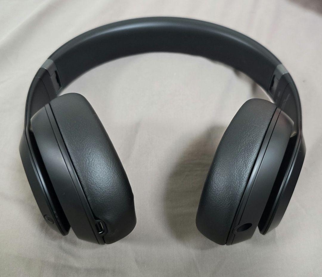 Beats Studio Pro ブラック MQTP3PA/A