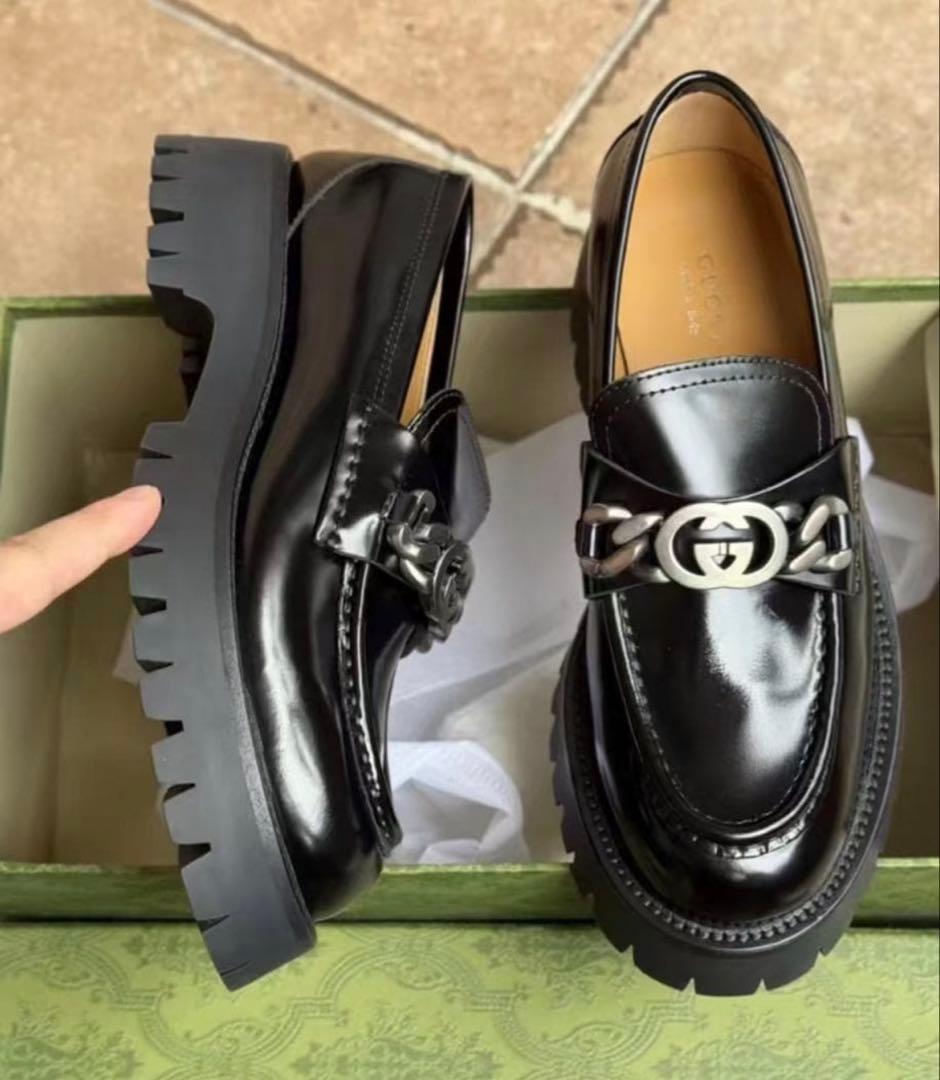 GUCCI 黒 厚底ローファー38