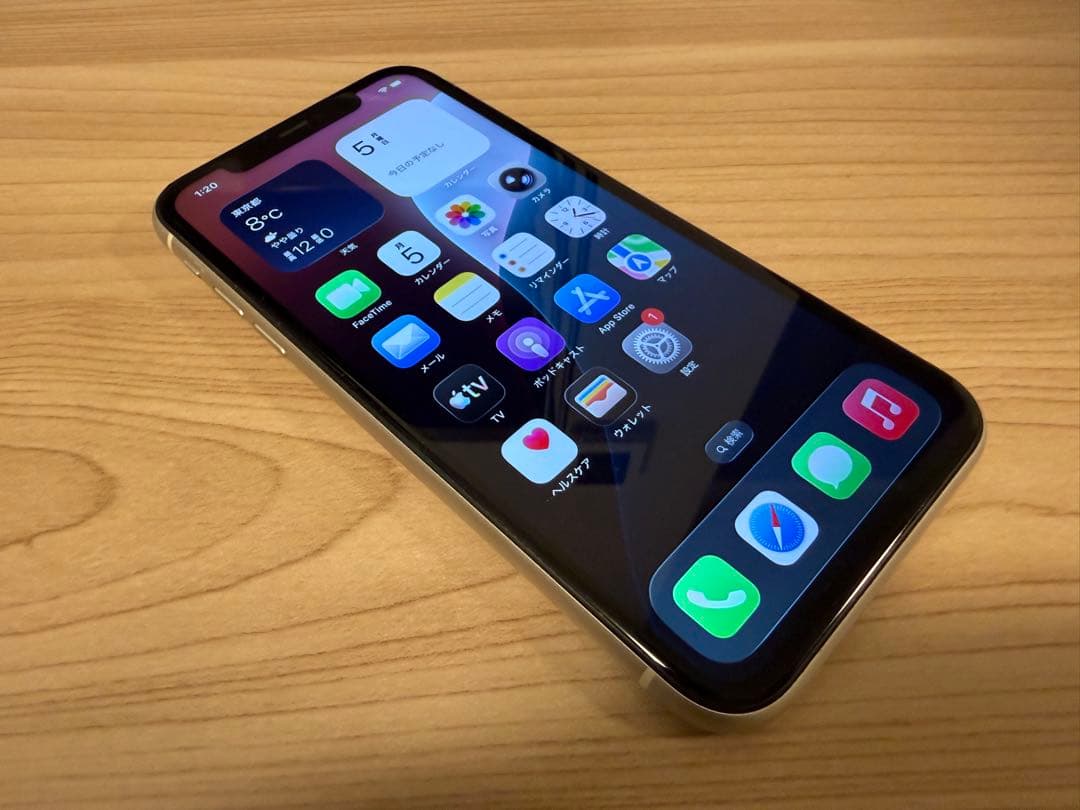 iPhone 11 64GB ホワイト SIMフリー