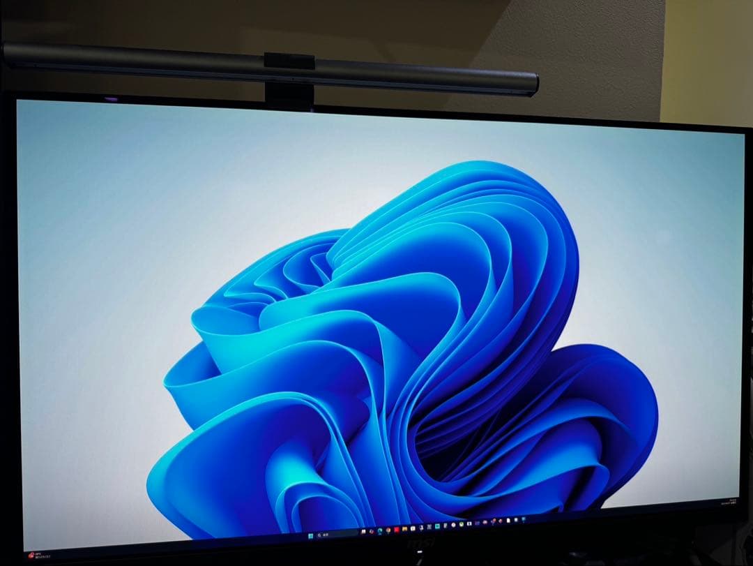 MPG 321URX QD-OLED 4K ゲーミングモニター